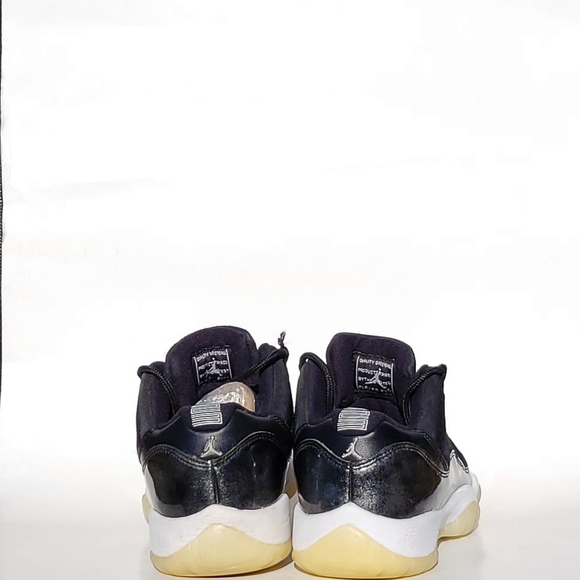 Jordan 11 low - Picture 3 of 4